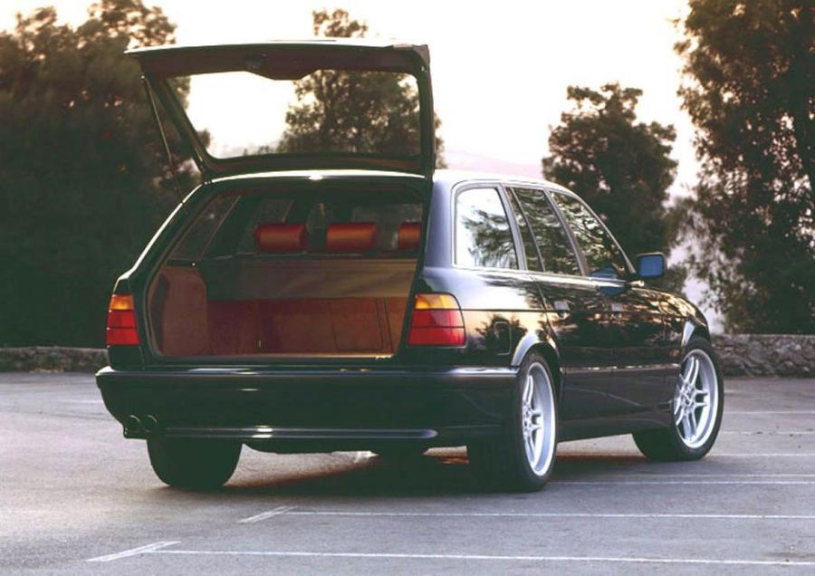  BMW M5 Touring 1992 года  (фото 5 из 6)